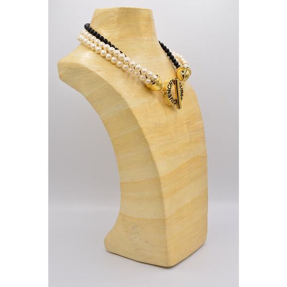 Givenchy Vintage Logo Collar Necklace Paris Toggle Pearl Black White Chunky BinG - Picture 8 of 12